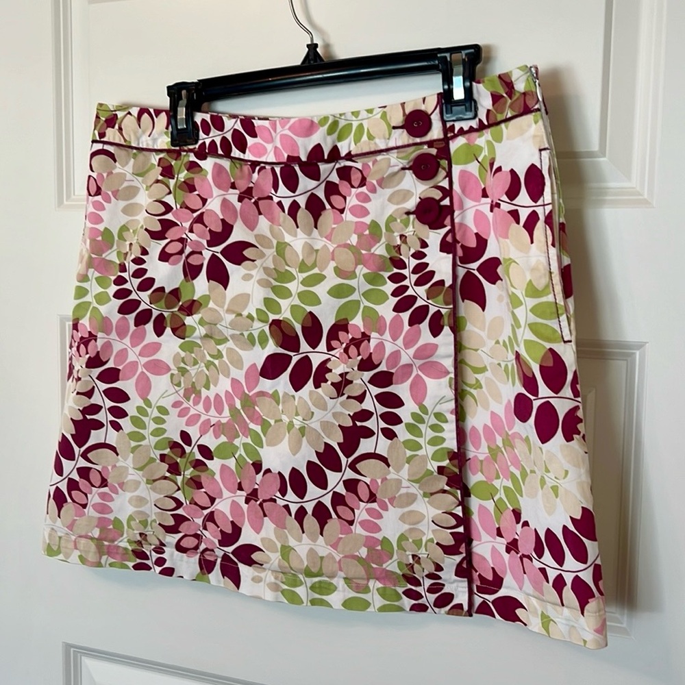 Liz Golf Floral A-Line Skort - Pink, Green, and White - Picture 2 of 6